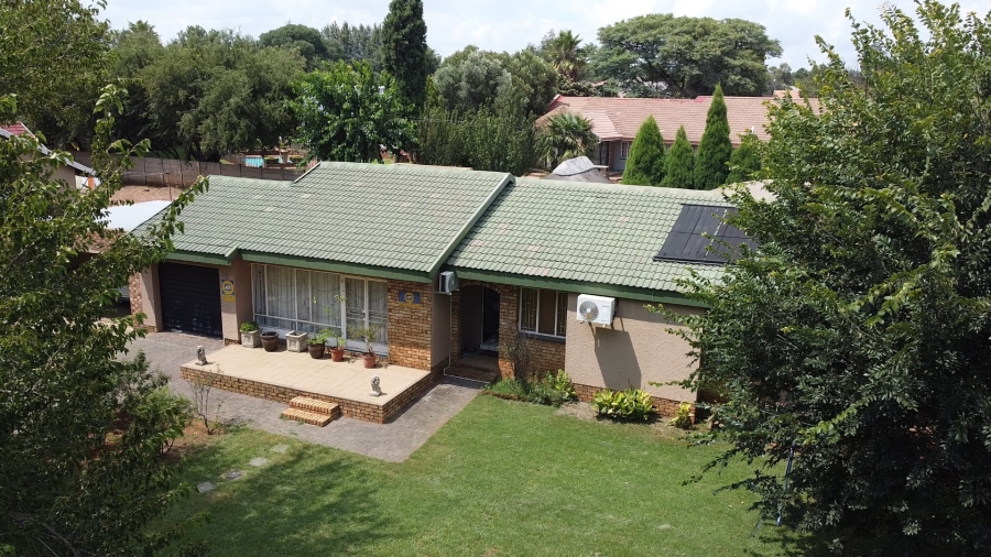 4 Bedroom Property for Sale in Vaalpark Free State